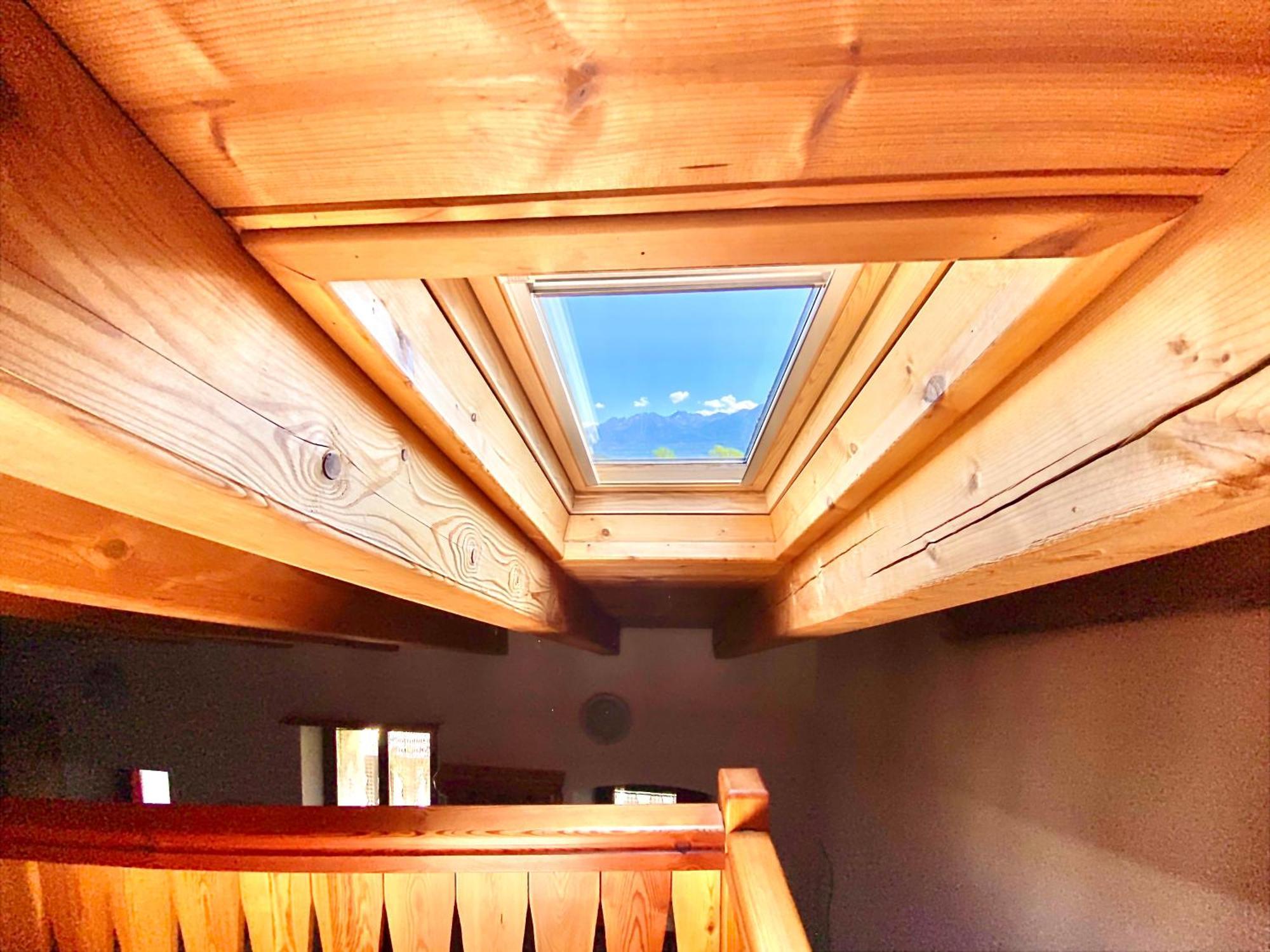 Attico Panoramico Con Soppalco Lejlighed Gignod Eksteriør billede